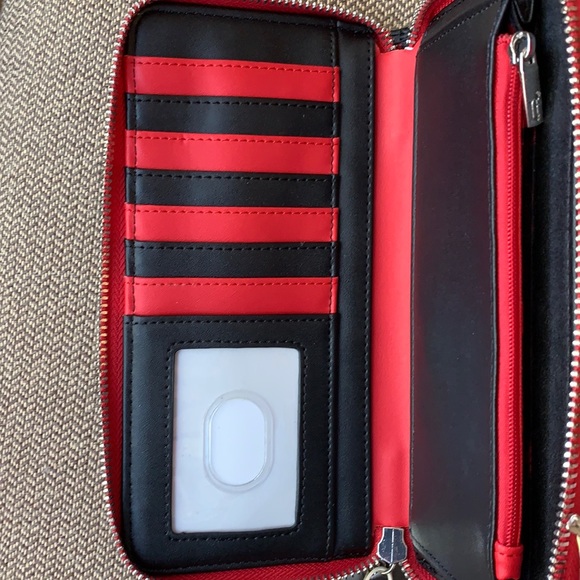 FINAL PRICE Loungefly x Disney Sensational 6 Wallet - Picture 11 of 15